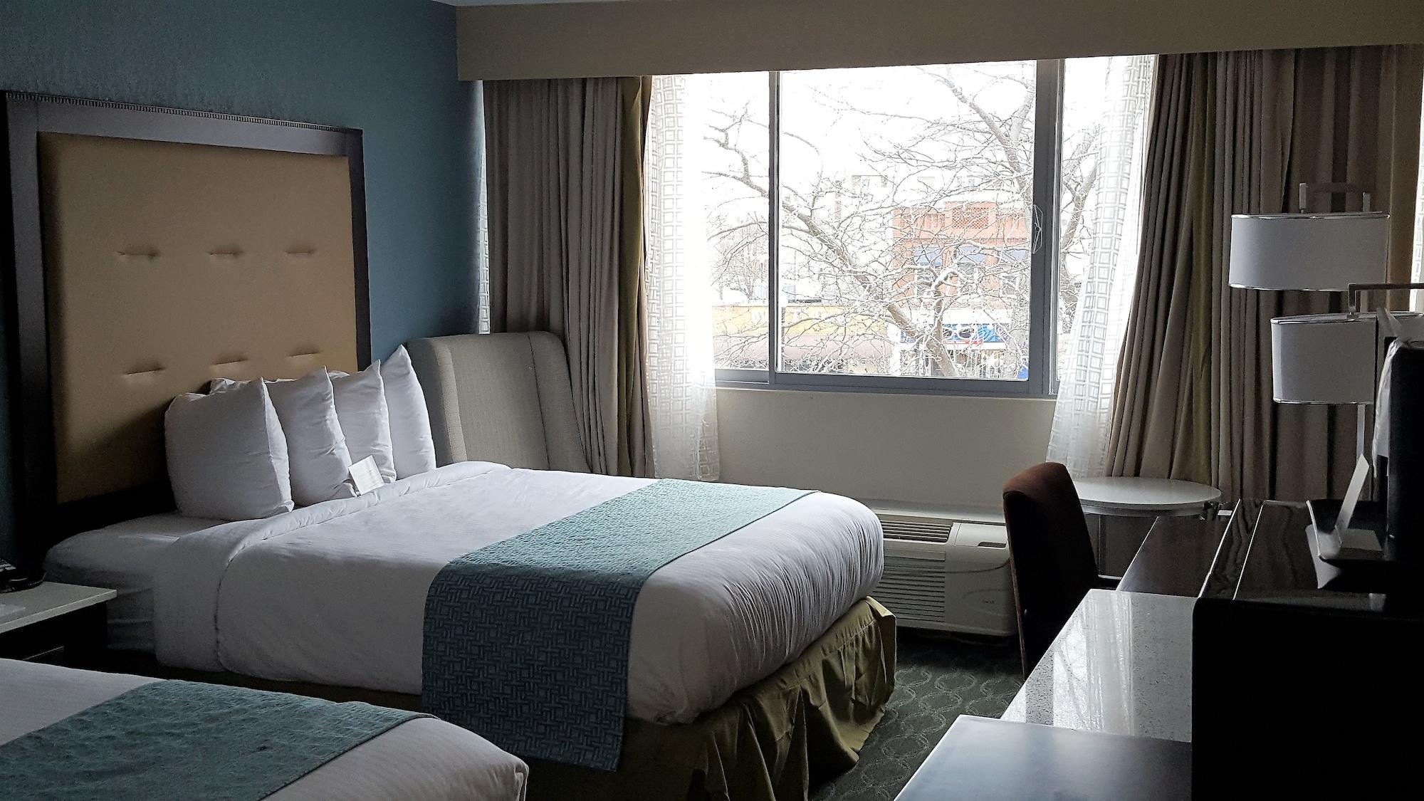 วินด์แฮม การ์เดน เคโนชา ฮาร์เบอร์ไซด์ Hotel ภายนอก รูปภาพ