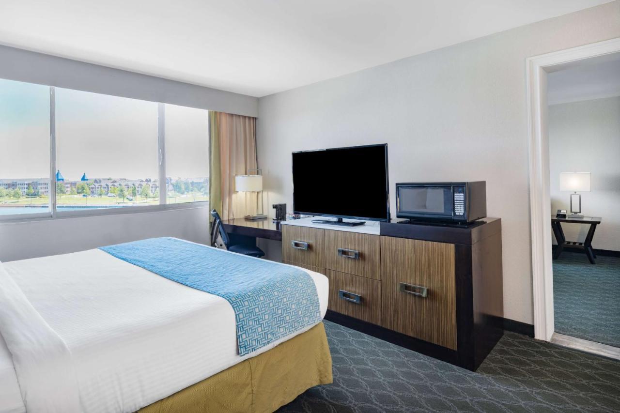 วินด์แฮม การ์เดน เคโนชา ฮาร์เบอร์ไซด์ Hotel ภายนอก รูปภาพ