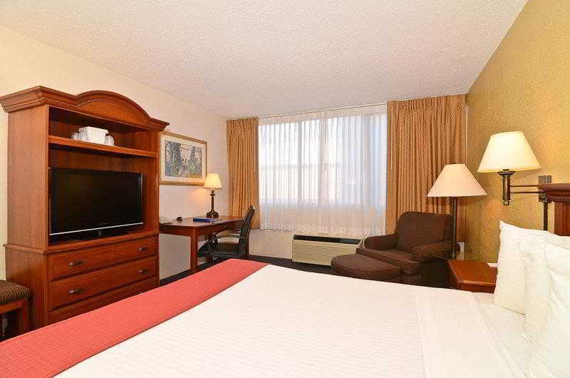 วินด์แฮม การ์เดน เคโนชา ฮาร์เบอร์ไซด์ Hotel ภายนอก รูปภาพ